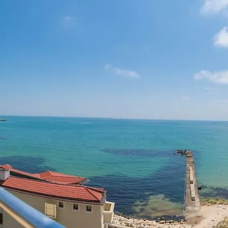 Sea View In Princess Apartment *