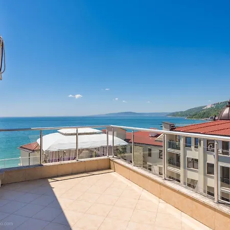 Sea View In Princess Apartment