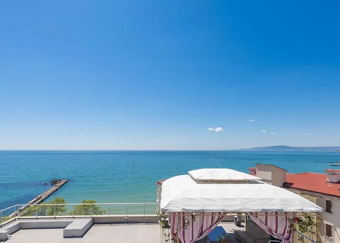 Apartment Sea View In Princess Balchik