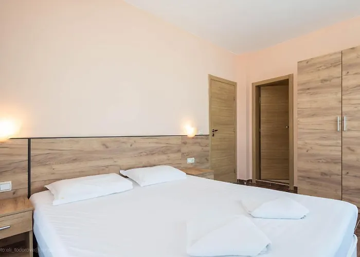 Sea View In Princess Apartment