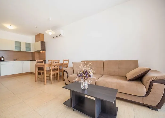 Sea View In Princess Apartment Balchik