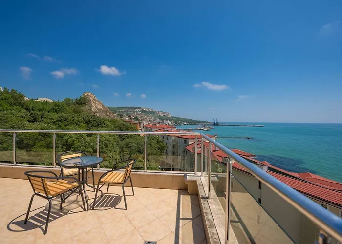 Apartment Sea View In Princess Balchik