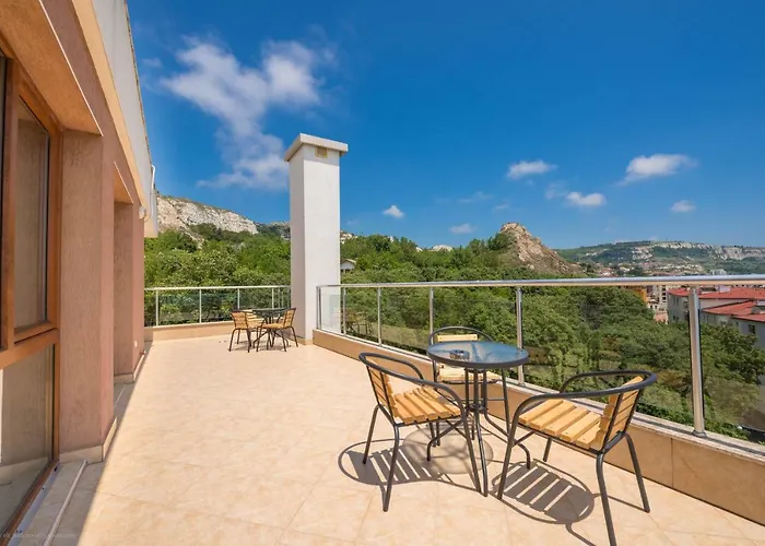 Sea View In Princess Apartment