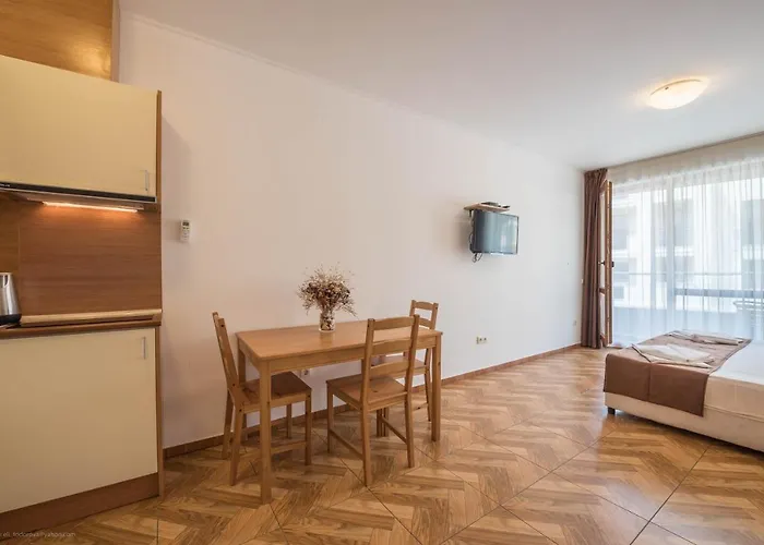 Sea View In Princess Apartment Balchik